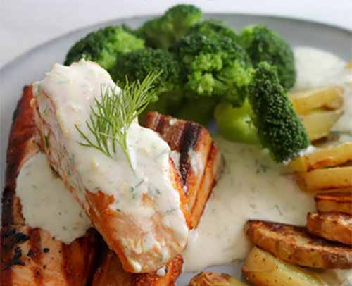 Lemon salmon with Greek yogurt sauce