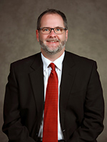 Head shot of Dr. Brian Willard